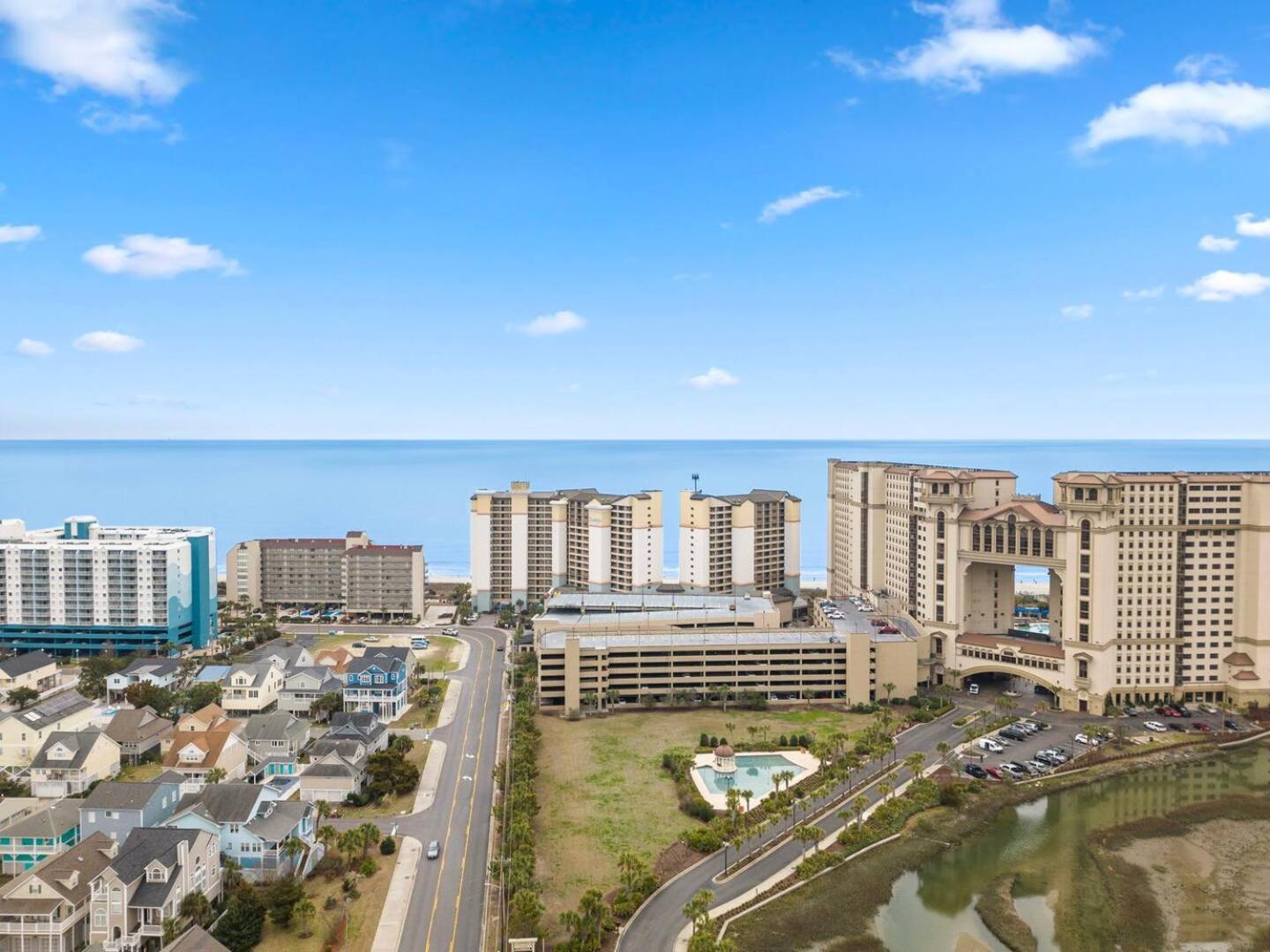 マートルビーチLuxury Ocean Front By Barefoot Landingアパートメント エクステリア 写真